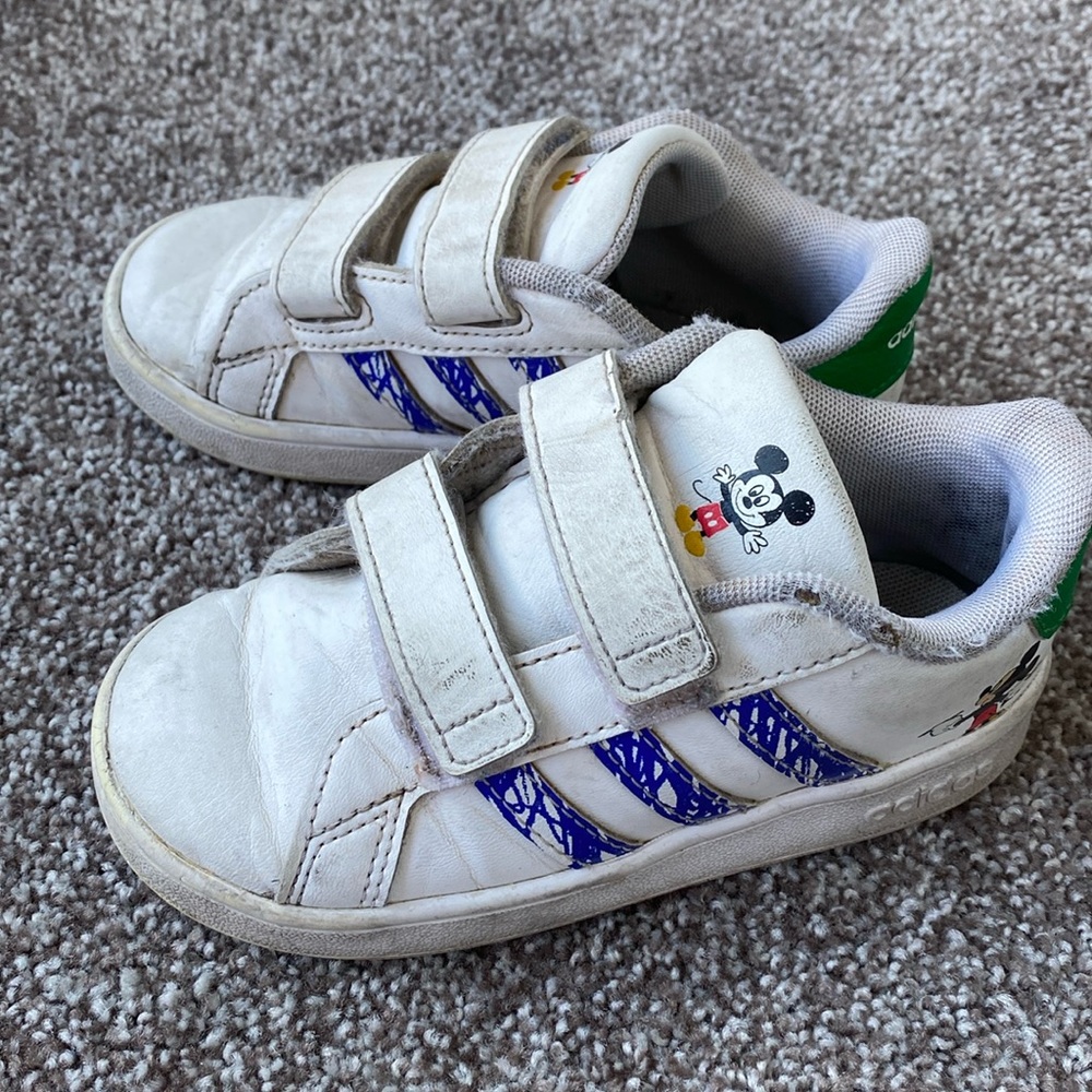 Adidas toddler sneakers